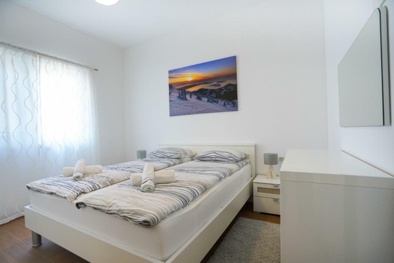 Tj Apartment 2 扎达尔 外观 照片