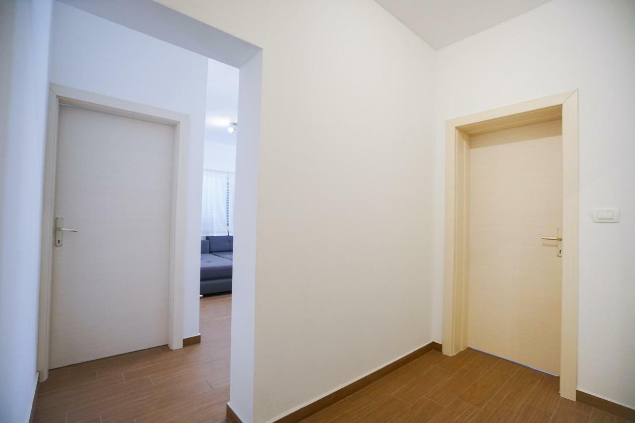 Tj Apartment 2 扎达尔 外观 照片